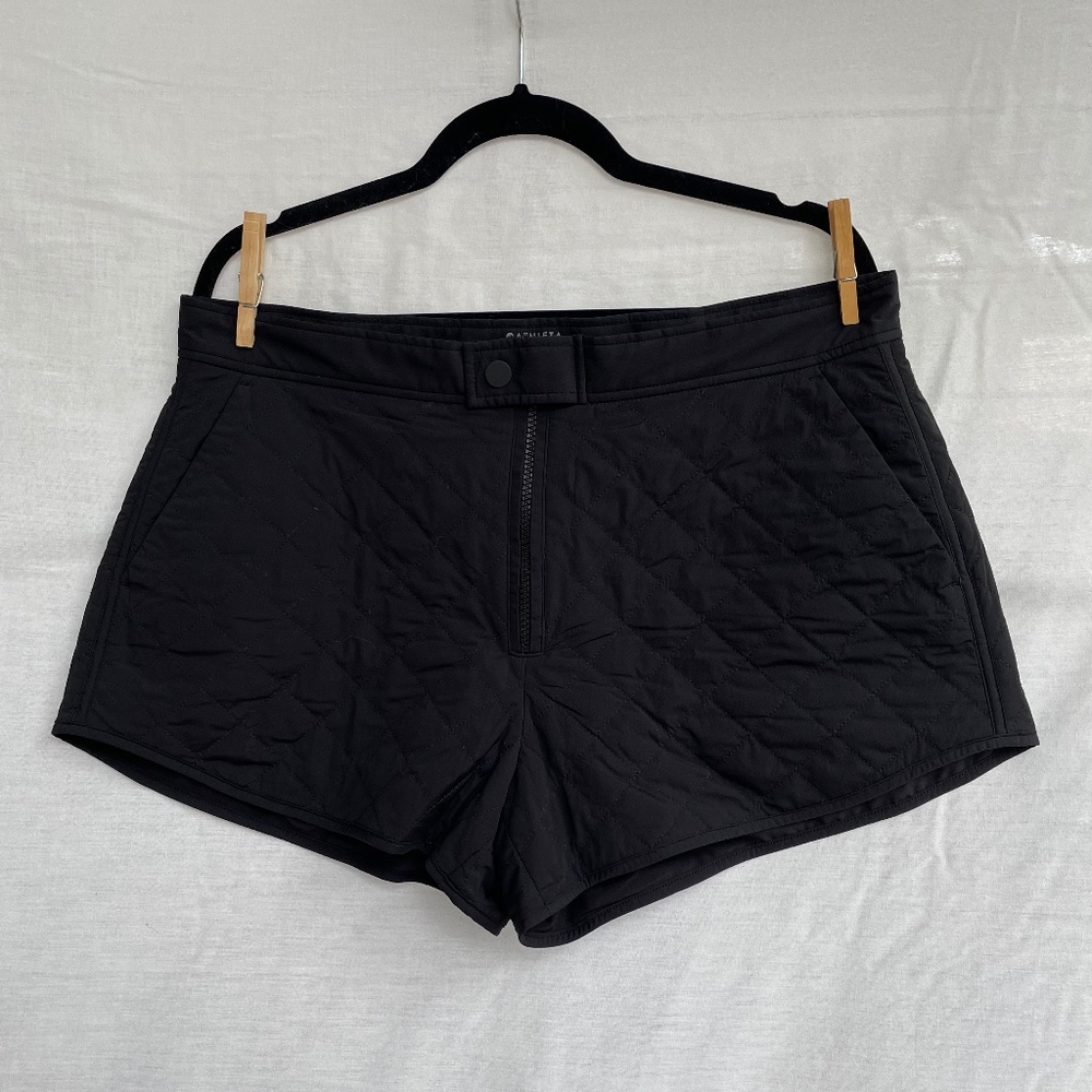 Athleta Toasty Buns Insulated Shorts 14